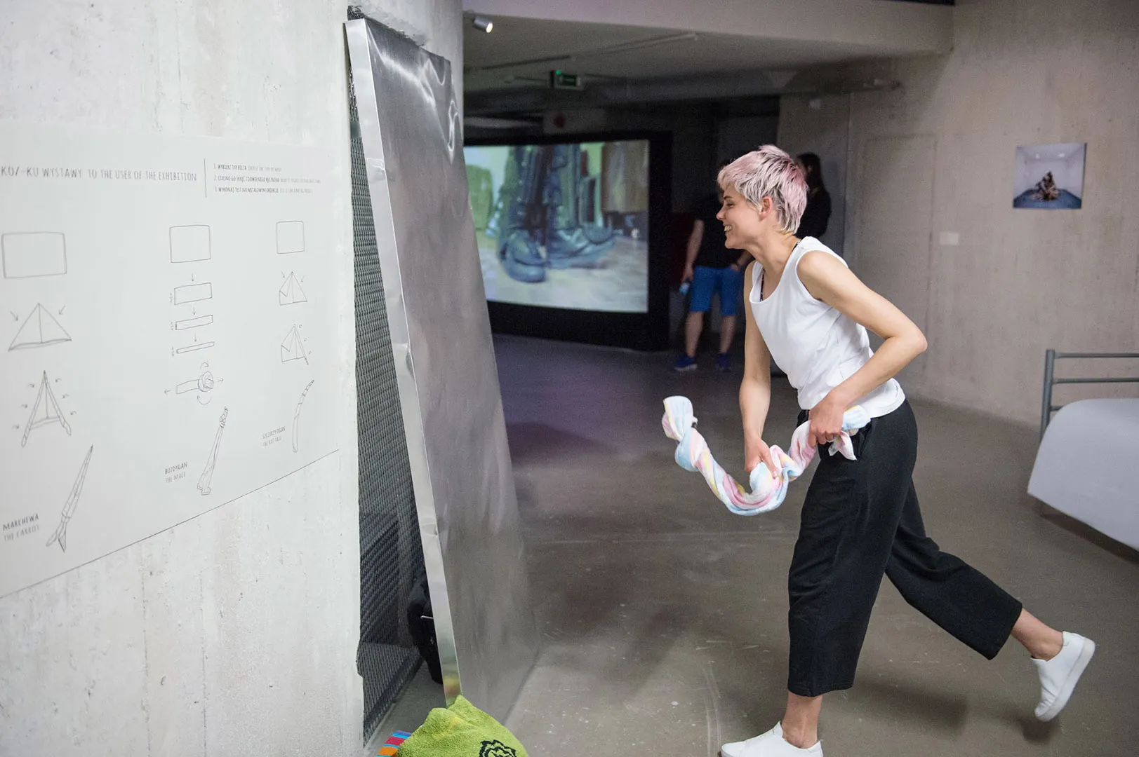 Carrot, blanket party flail & rat’s tail View 9