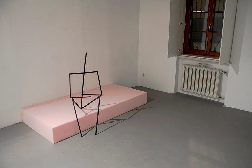 Despite fading away View 7